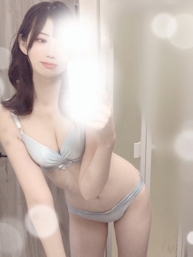 体験入店りりな